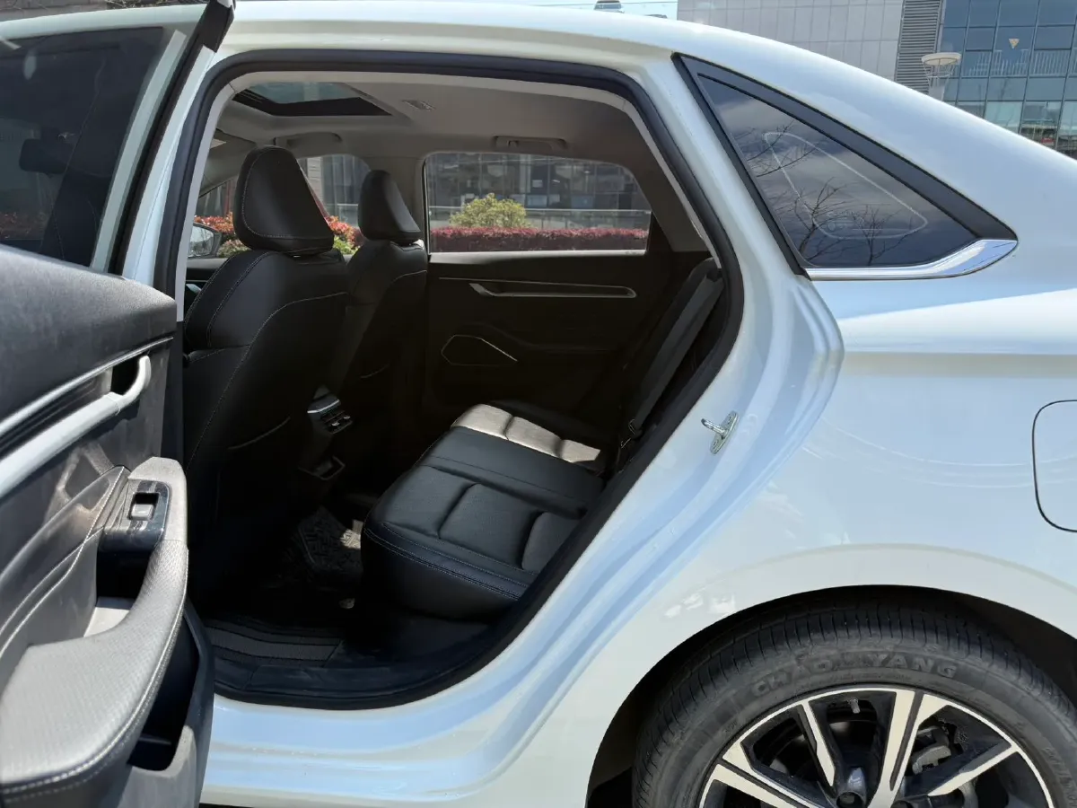 2023 Geely Emgrand 1.5L 127HP L4 CVT,autocango,china used car exporter,china ev exporter,chinese used car exporter,chinese used ev exporter