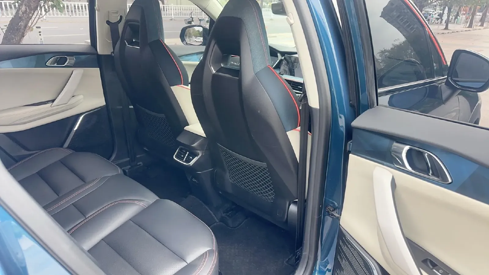 2020 LYNK&CO 06 1.5T 177HP L3 7DCT,autocango,china used car exporter,china ev exporter,chinese used car exporter,chinese used ev exporter