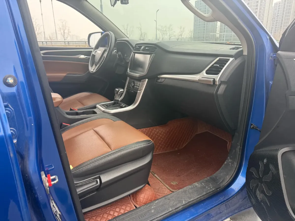 2021 MAXUS T70 2.0T 163HP L4 6AT,autocango,china used car exporter,china ev exporter,chinese used car exporter,chinese used ev exporter