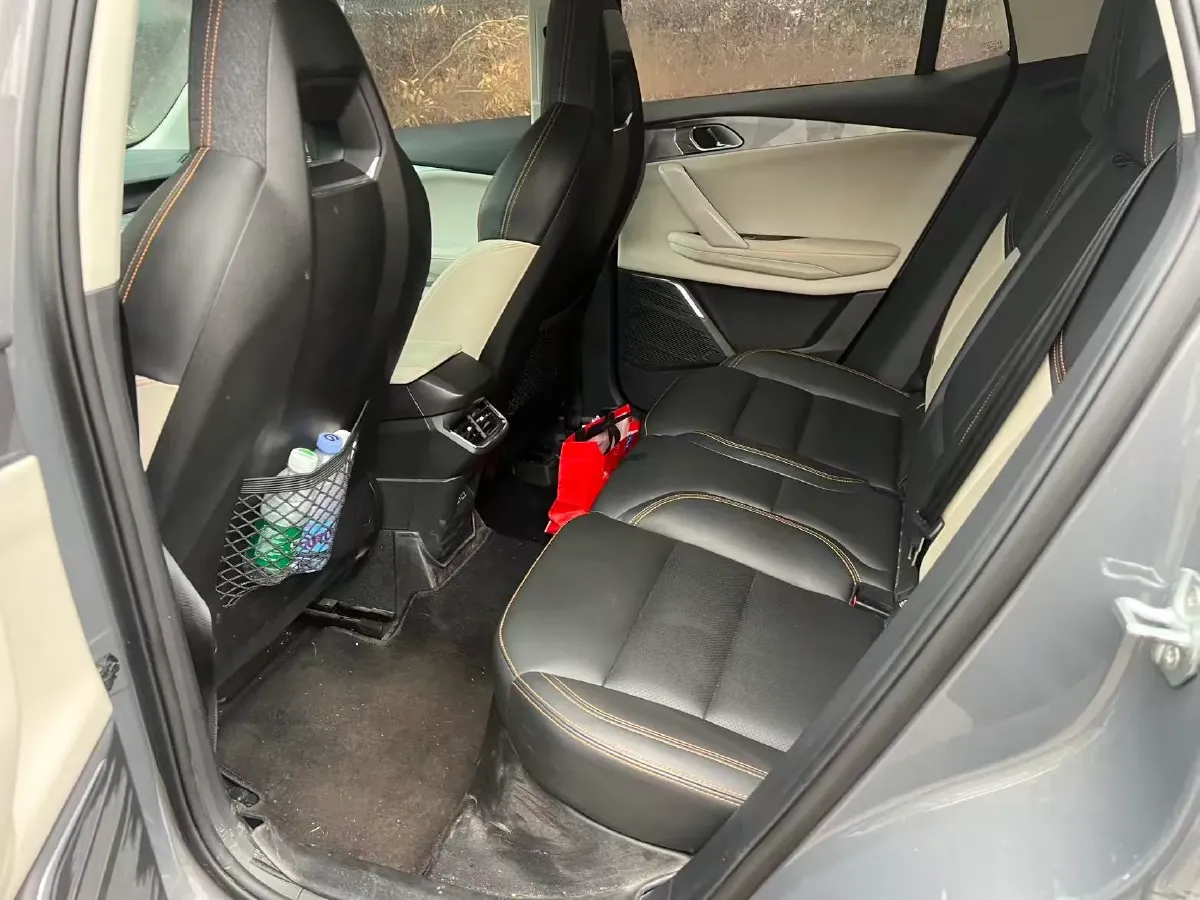 2022 Roewe i6 MAX BEV 61.1KWH,autocango,china used car exporter,china ev exporter,chinese used car exporter,chinese used ev exporter