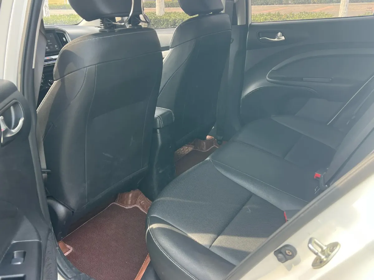 2021 Kia KX1 1.4L 100HP L4 6AT,autocango,china used car exporter,china ev exporter,chinese used car exporter,chinese used ev exporter