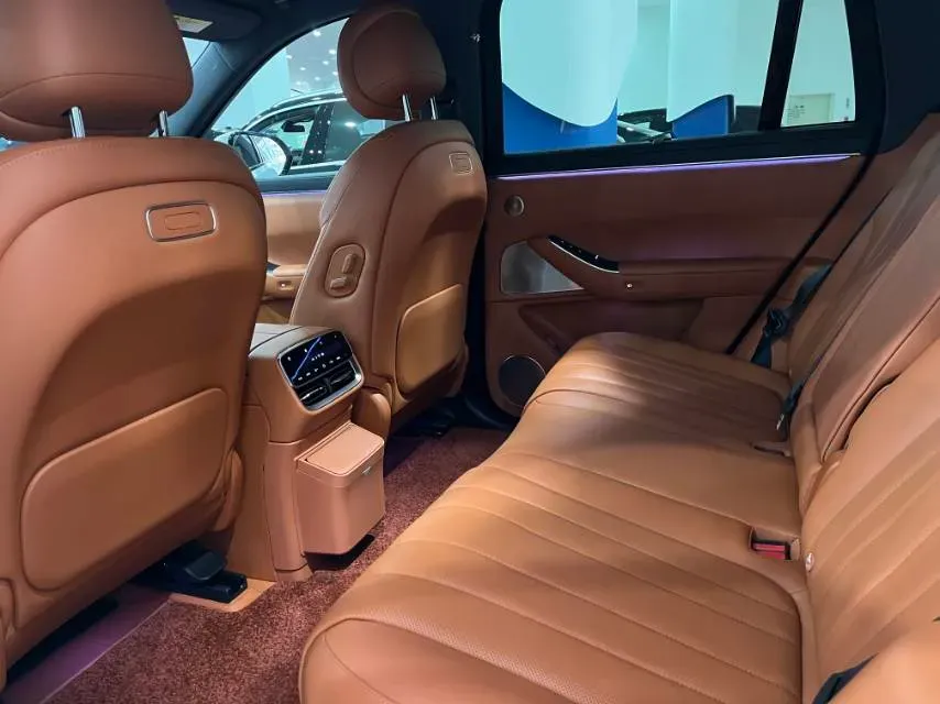 2026 AITO AITO M7 REEV 160HP REEV,autocango,china used car exporter,china ev exporter,chinese used car exporter,chinese used ev exporter