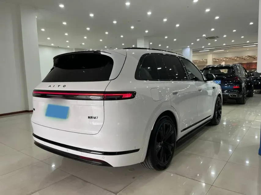 2026 AITO AITO M7 REEV 160HP REEV,autocango,china used car exporter,china ev exporter,chinese used car exporter,chinese used ev exporter