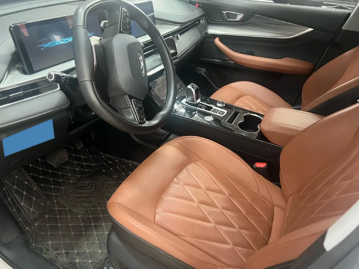 2022 Chery Tiggo 8 Plus 1.6T 197HP L4 7DCT,autocango,china used car exporter,china ev exporter,chinese used car exporter,chinese used ev exporter