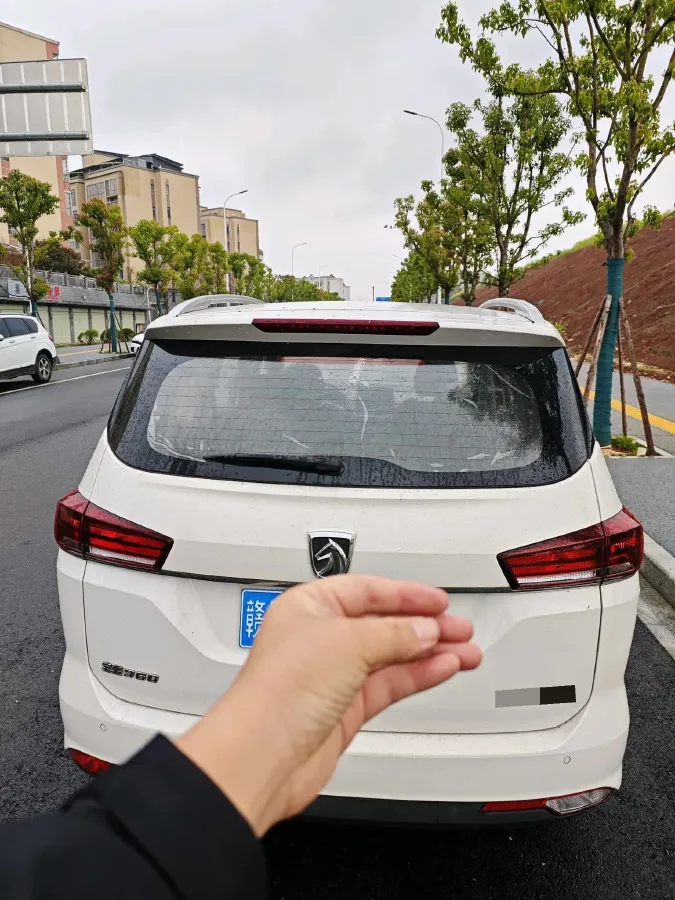 2018 BaoJun 360 1.5L 112HP L4 6MT,autocango,china used car exporter,china ev exporter,chinese used car exporter,chinese used ev exporter