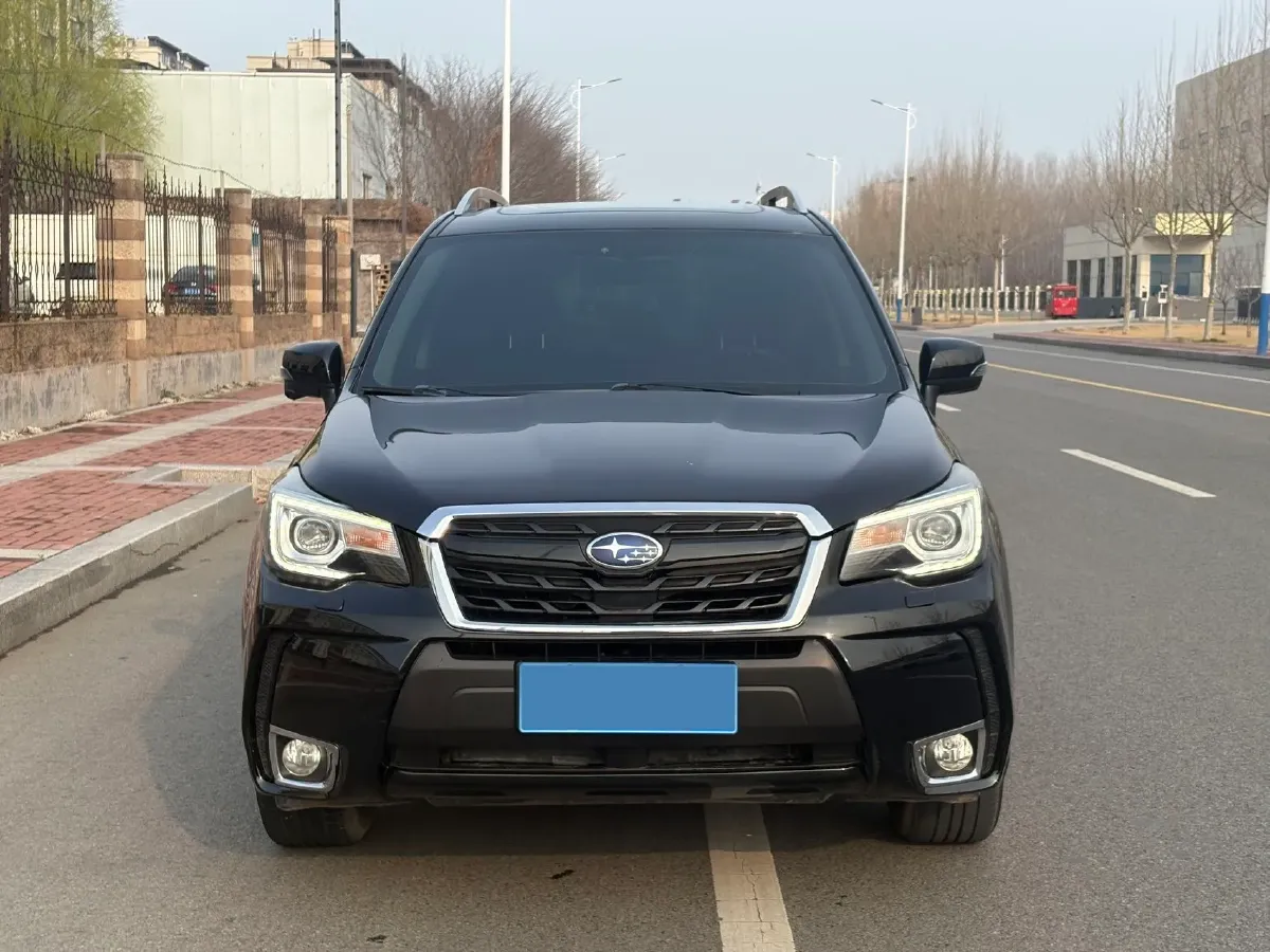 2018 BMW 1 Series 1.5T 136HP L3 8AT,autocango,china used car exporter,china ev exporter,chinese used car exporter,chinese used ev exporter