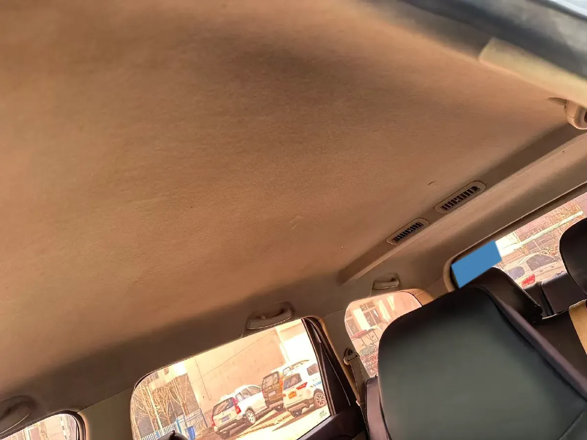 2016 BaoJun 730 1.5L 112HP L4 5MT,autocango,china used car exporter,china ev exporter,chinese used car exporter,chinese used ev exporter