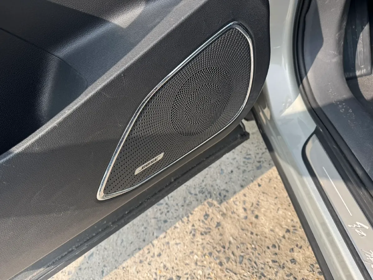 2019 HongQi HS5 2.0T 224HP L4 6AT,autocango,china used car exporter,china ev exporter,chinese used car exporter,chinese used ev exporter