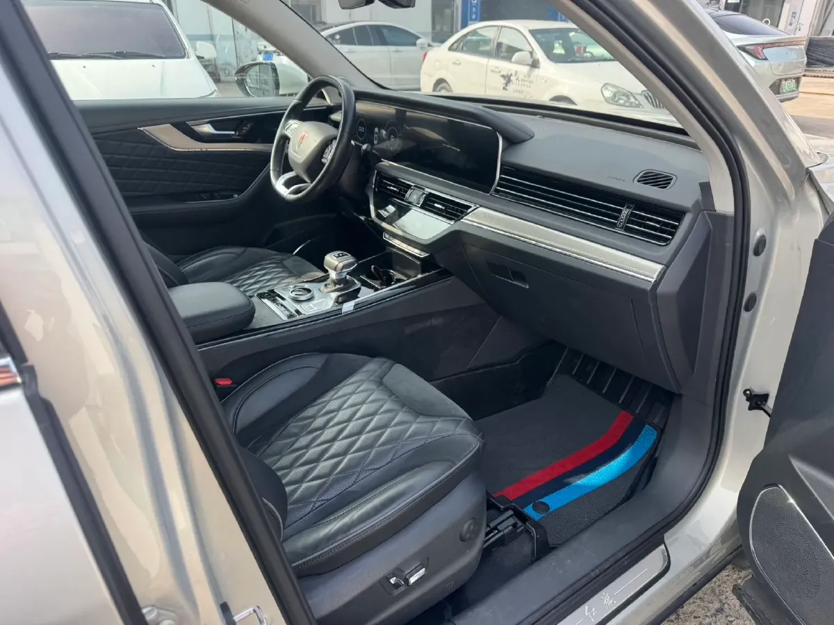 2019 HongQi HS5 2.0T 224HP L4 6AT,autocango,china used car exporter,china ev exporter,chinese used car exporter,chinese used ev exporter