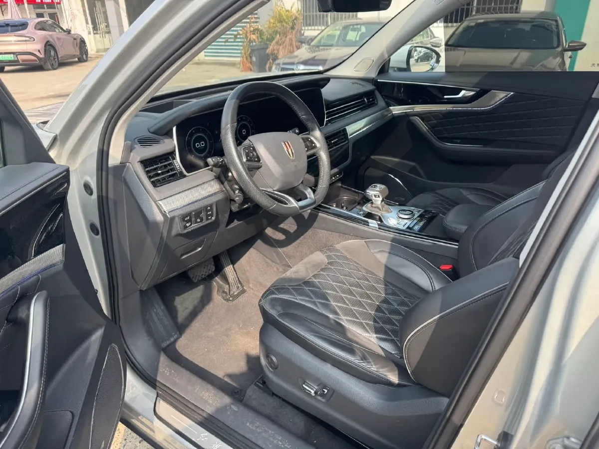 2019 HongQi HS5 2.0T 224HP L4 6AT,autocango,china used car exporter,china ev exporter,chinese used car exporter,chinese used ev exporter