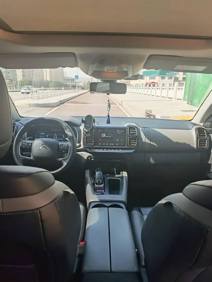 2019 Citroen C5 Aircross 1.6T 170HP L4 6AT,autocango,china used car exporter,china ev exporter,chinese used car exporter,chinese used ev exporter