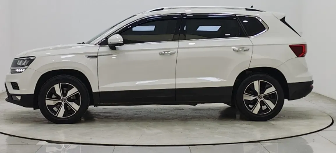 2022 Ford Transit 2.0T 202HP L4 6AT,autocango,china used car exporter,china ev exporter,chinese used car exporter,chinese used ev exporter