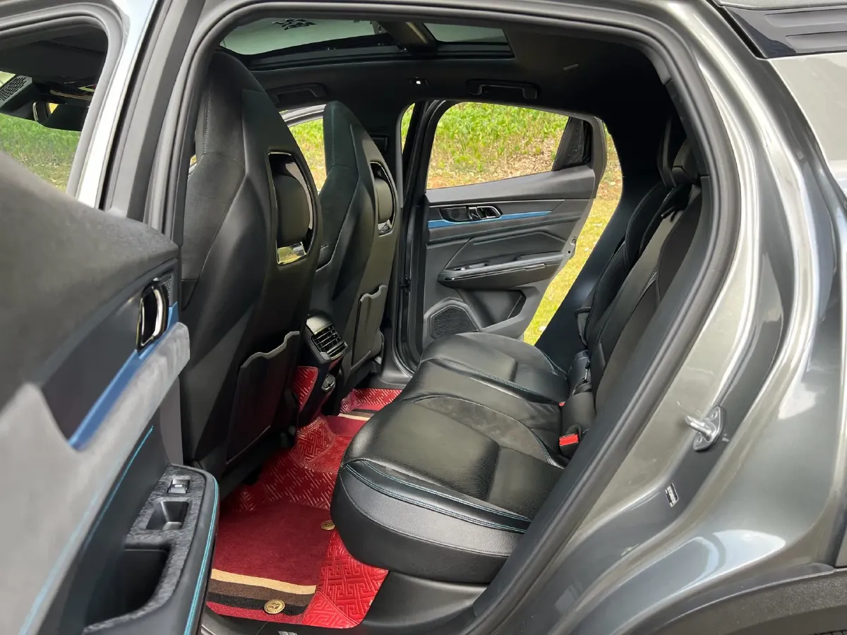 2021 Peugeot 508L 1.6T 200HP L4 8AT PHEV 12KWH,autocango,china used car exporter,china ev exporter,chinese used car exporter,chinese used ev exporter