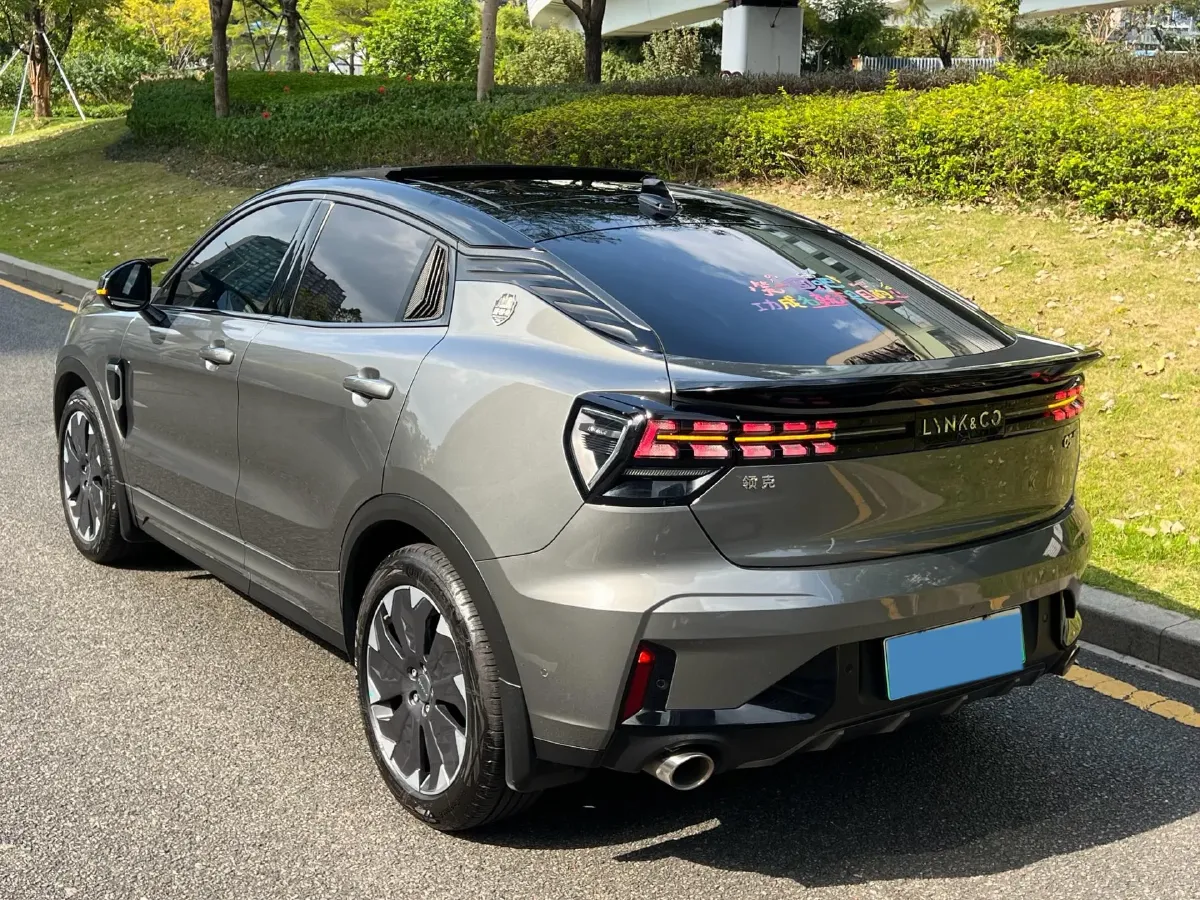 2021 Peugeot 508L 1.6T 200HP L4 8AT PHEV 12KWH,autocango,china used car exporter,china ev exporter,chinese used car exporter,chinese used ev exporter