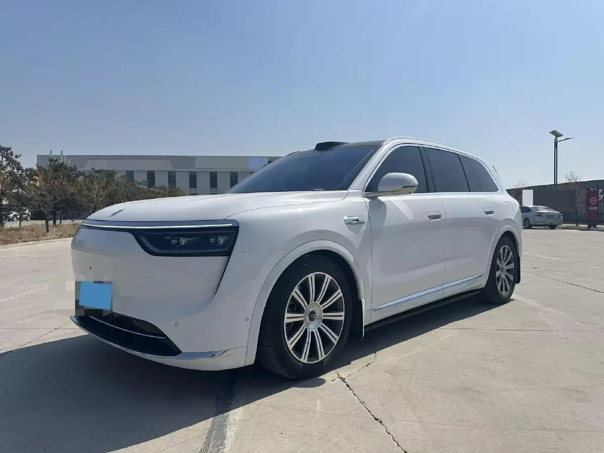 2025 AITO AITO M8 REEV 160HP REEV 53.4KWH,autocango,china used car exporter,china ev exporter,chinese used car exporter,chinese used ev exporter