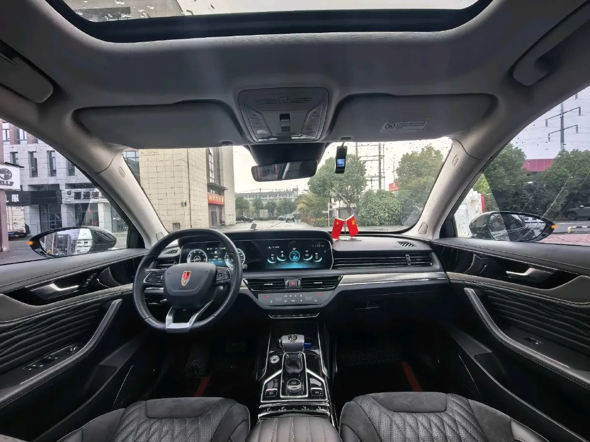 2022 HongQi HS5 2.0T 224HP L4 6AT,autocango,china used car exporter,china ev exporter,chinese used car exporter,chinese used ev exporter