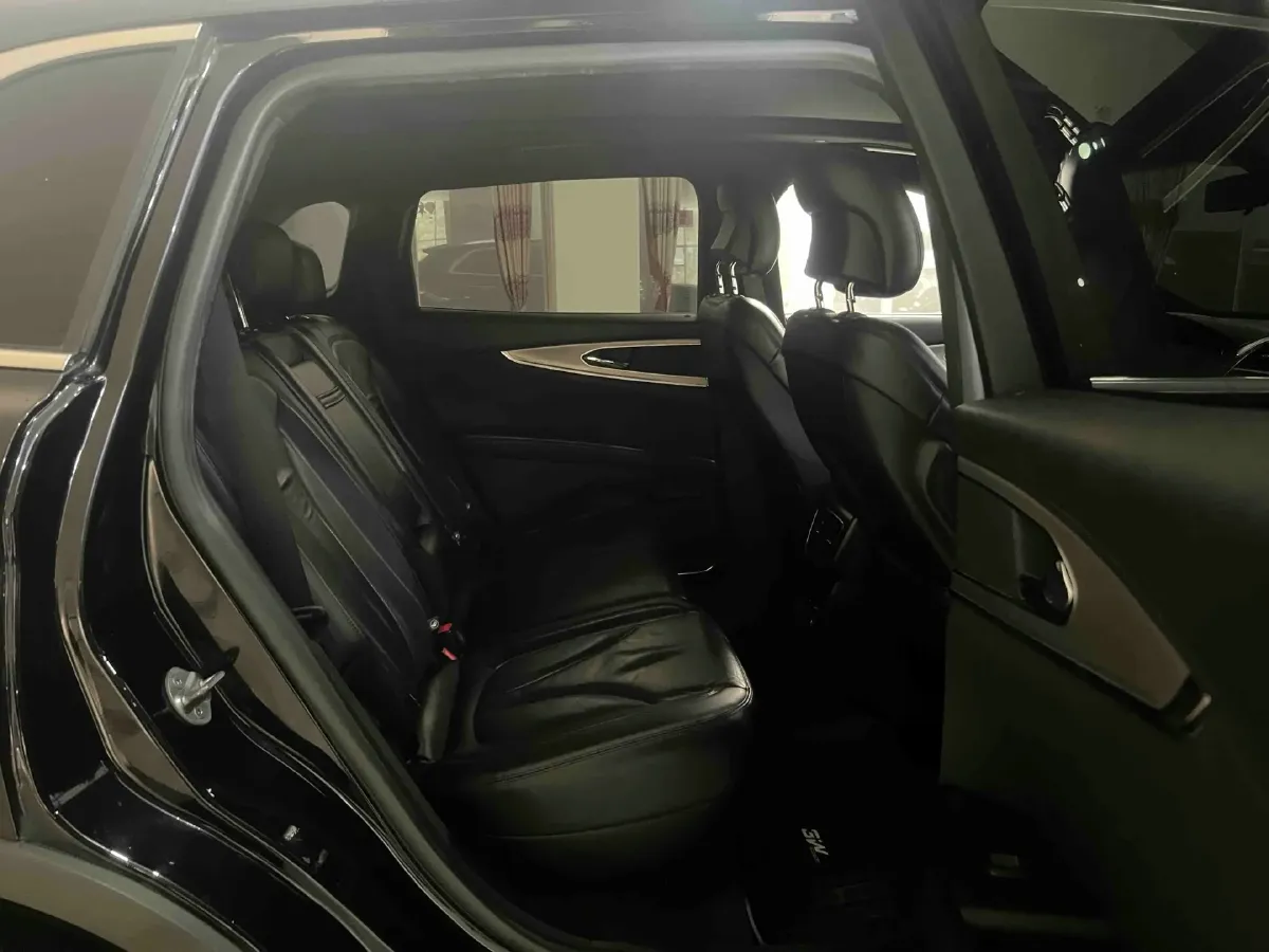 2019 Lincoln Nautilus 2.0T 224HP L4 8AT,autocango,china used car exporter,china ev exporter,chinese used car exporter,chinese used ev exporter