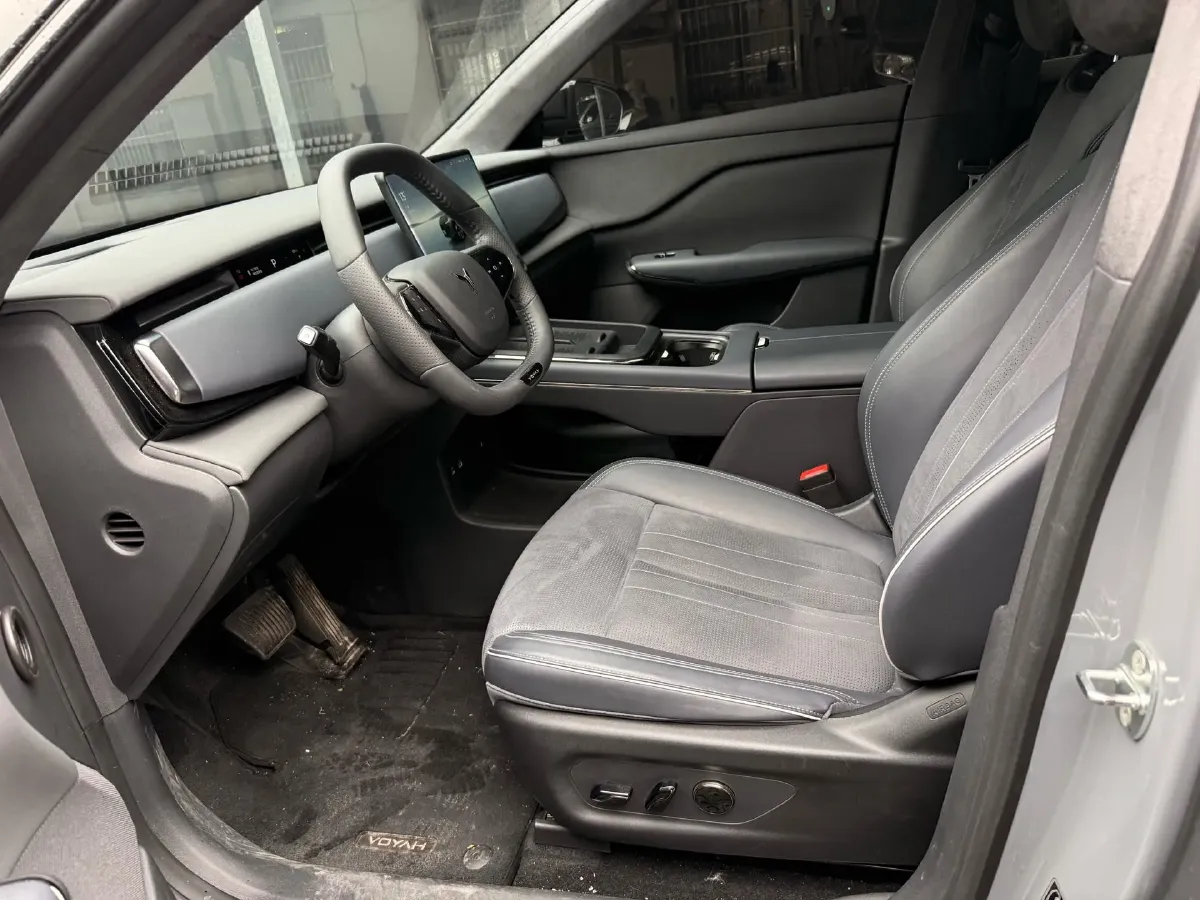 2024 Voyah ZhiYin BEV 79KWH,autocango,china used car exporter,china ev exporter,chinese used car exporter,chinese used ev exporter