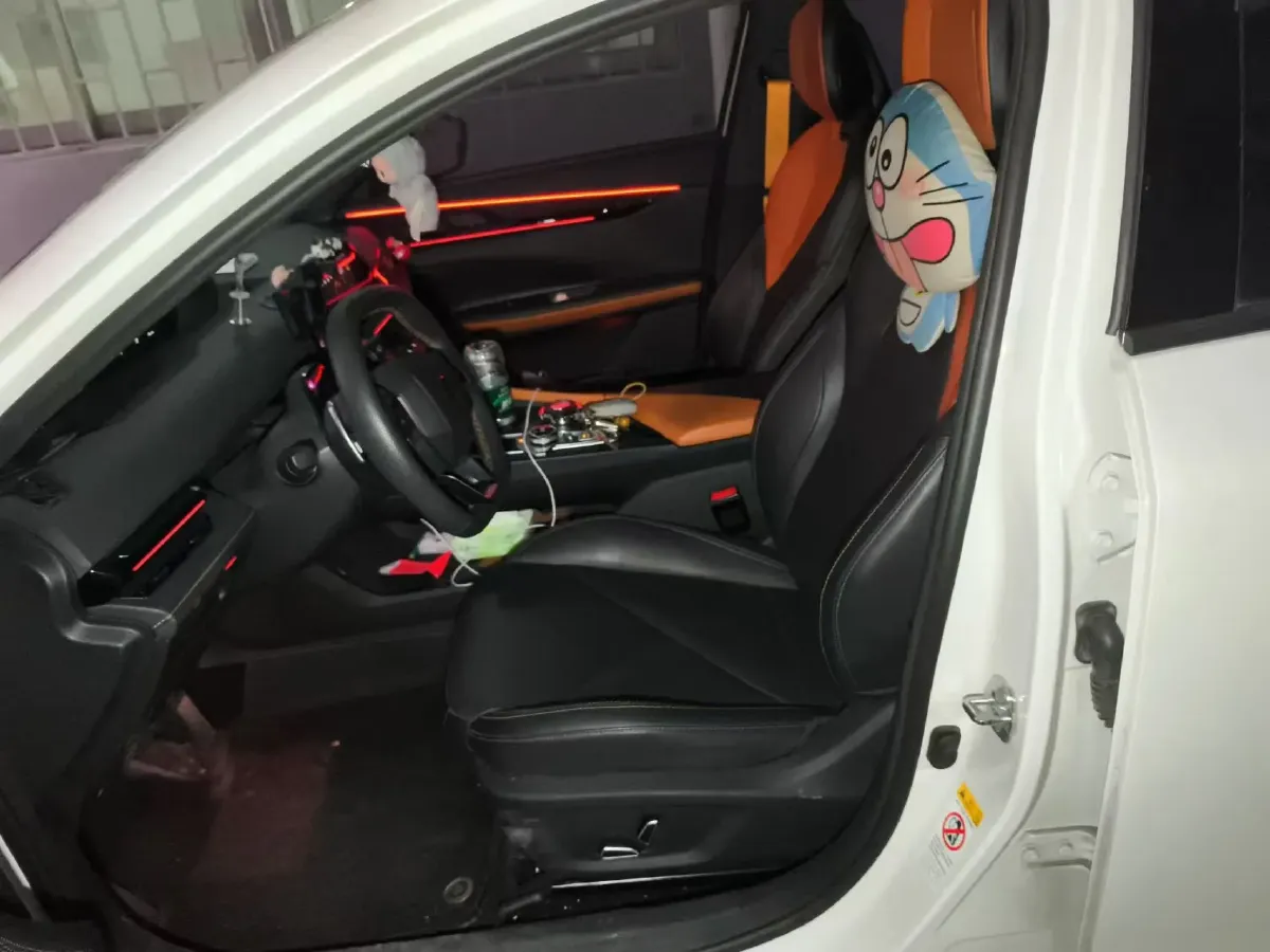 2022 ChangAn UNI-V 1.5T 188HP L4 7DCT,autocango,china used car exporter,china ev exporter,chinese used car exporter,chinese used ev exporter