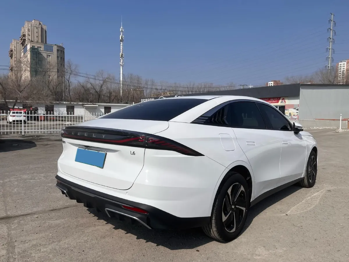 2023 Geely Galaxy L6 1.5T 163HP L4 3DHT PHEV,autocango,china used car exporter,china ev exporter,chinese used car exporter,chinese used ev exporter