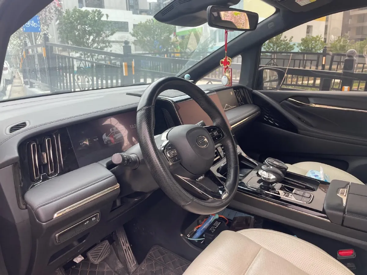 2023 GAC Trumpchi M8 2.0T 190HP L4 E-CVT Hybrid,autocango,china used car exporter,china ev exporter,chinese used car exporter,chinese used ev exporter