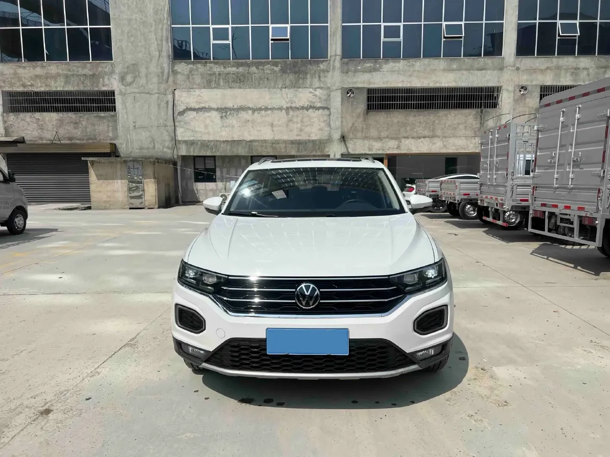 2021 Volkswagen T-Roc 1.4T 150HP L4 7DCT,autocango,china used car exporter,china ev exporter,chinese used car exporter,chinese used ev exporter