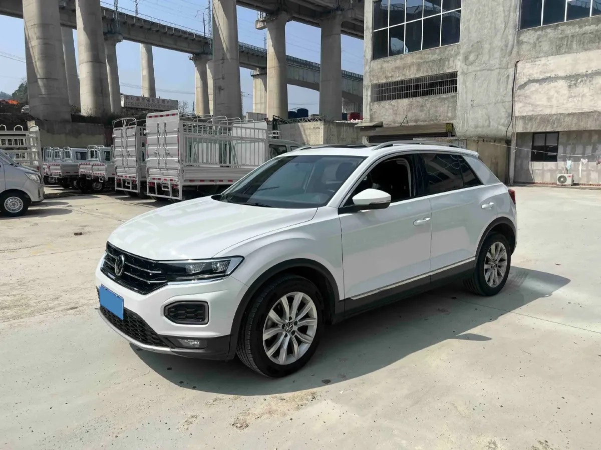 2021 Volkswagen T-Roc 1.4T 150HP L4 7DCT,autocango,china used car exporter,china ev exporter,chinese used car exporter,chinese used ev exporter