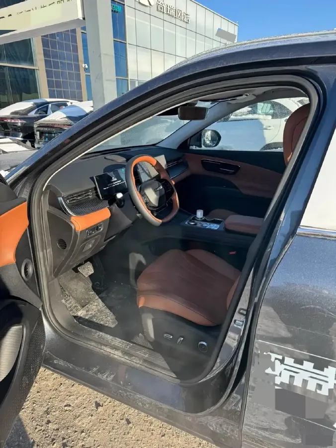 2026 Chery Tiggo 8 1.6T 200HP L4 7DCT,autocango,china used car exporter,china ev exporter,chinese used car exporter,chinese used ev exporter