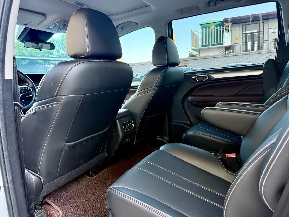 2023 GAC Trumpchi M6 1.5T 177HP L4 7DCT,autocango,china used car exporter,china ev exporter,chinese used car exporter,chinese used ev exporter