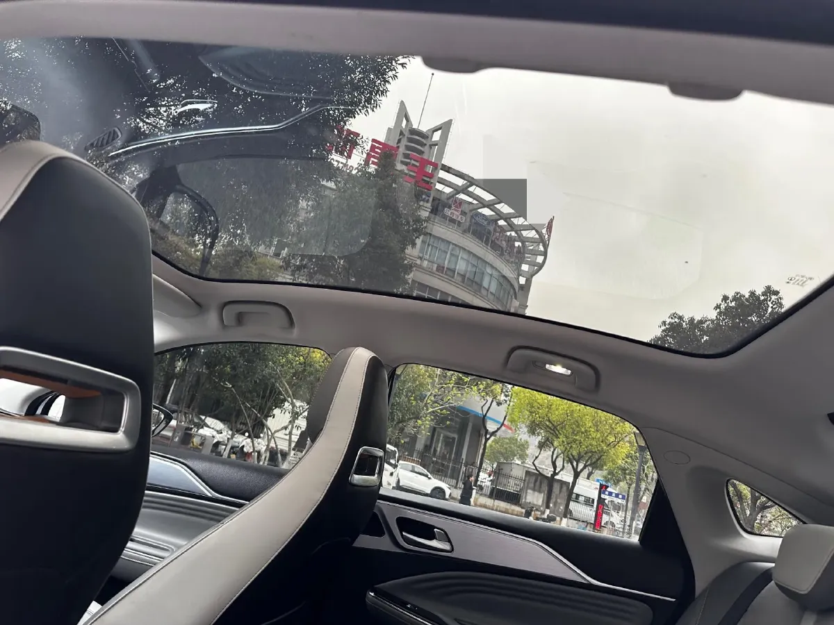 2022 ChangAn Oshan Z6 1.5T 170HP L4 6TCT PHEV 28.4KWH,autocango,china used car exporter,china ev exporter,chinese used car exporter,chinese used ev exporter