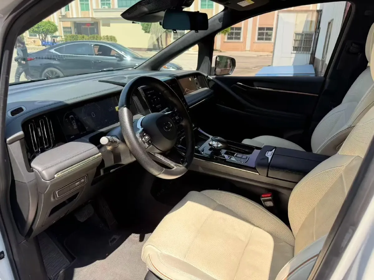 2023 GAC Trumpchi M8 2.0T 252HP L4 8AT,autocango,china used car exporter,china ev exporter,chinese used car exporter,chinese used ev exporter