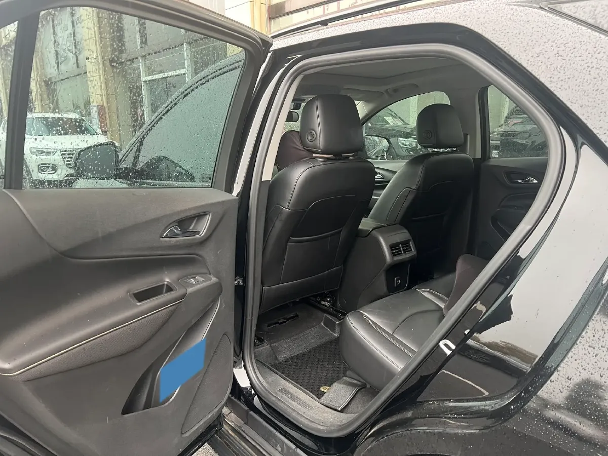 2018 Chevrolet Equinox 1.5T 180HP L4 6AT,autocango,china used car exporter,china ev exporter,chinese used car exporter,chinese used ev exporter