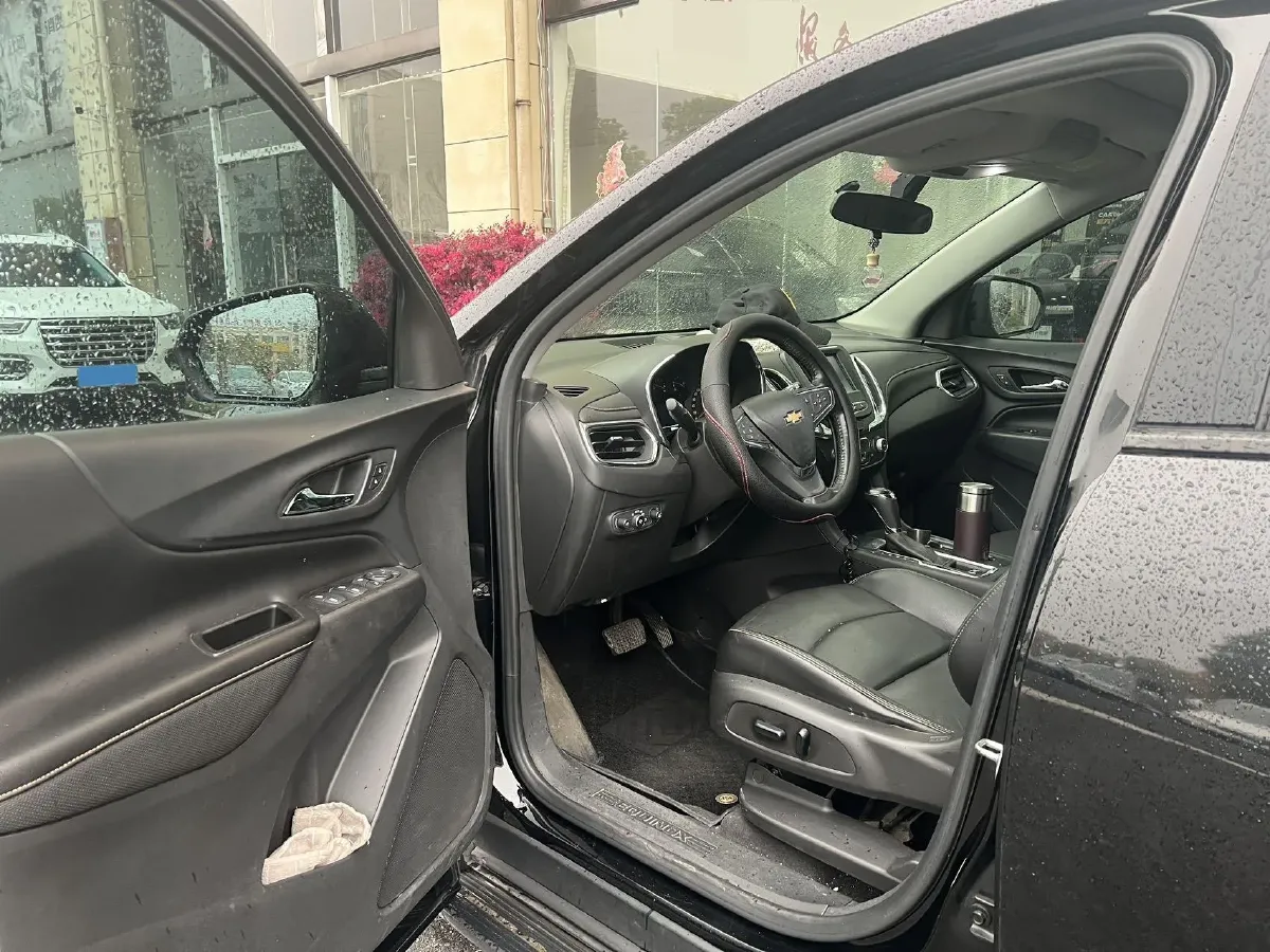 2018 Chevrolet Equinox 1.5T 180HP L4 6AT,autocango,china used car exporter,china ev exporter,chinese used car exporter,chinese used ev exporter