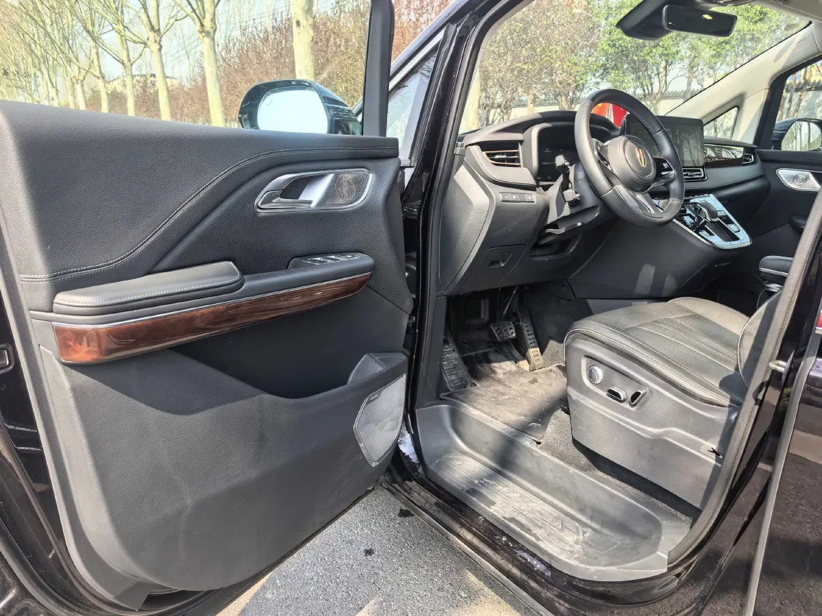 2024 HongQi HQ9 2.0T 163HP L4 1DHT PHEV 20.14KWH,autocango,china used car exporter,china ev exporter,chinese used car exporter,chinese used ev exporter