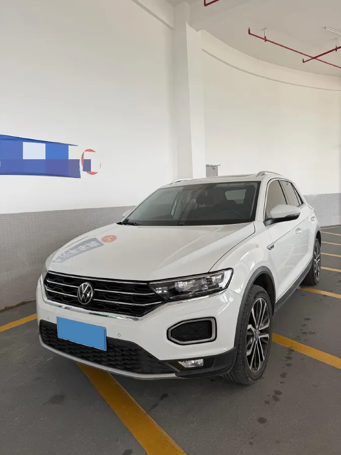 2022 Volkswagen T-Roc 1.4T 150HP L4 7DCT,autocango,china used car exporter,china ev exporter,chinese used car exporter,chinese used ev exporter