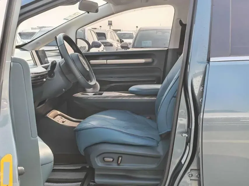 2023 BaoJun Cloud BEV 50.6KWH,autocango,china used car exporter,china ev exporter,chinese used car exporter,chinese used ev exporter