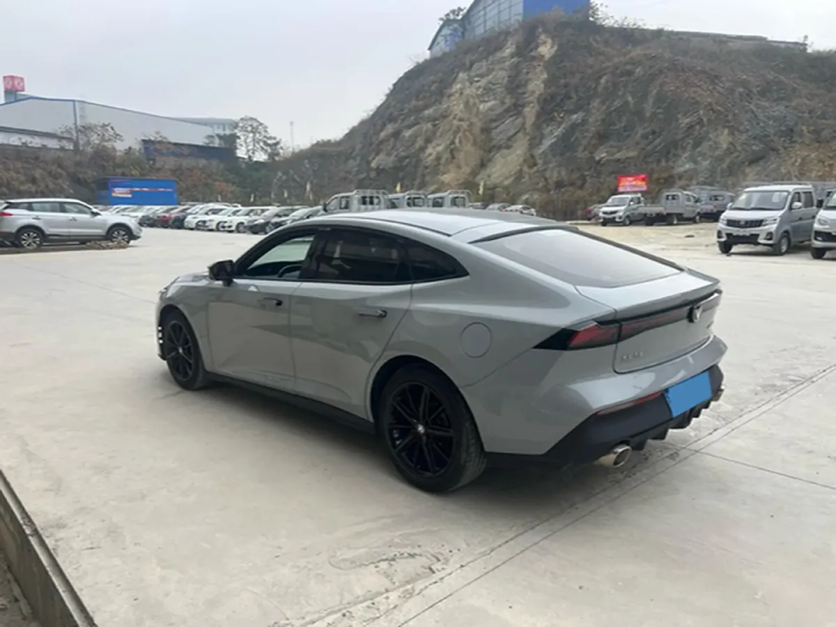 2022 ChangAn UNI-V 1.5T 188HP L4 7DCT,autocango,china used car exporter,china ev exporter,chinese used car exporter,chinese used ev exporter