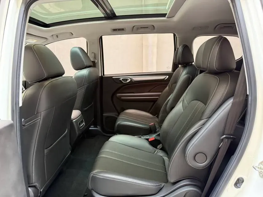 2021 GAC Trumpchi M6 1.5T 169HP L4 7DCT,autocango,china used car exporter,china ev exporter,chinese used car exporter,chinese used ev exporter