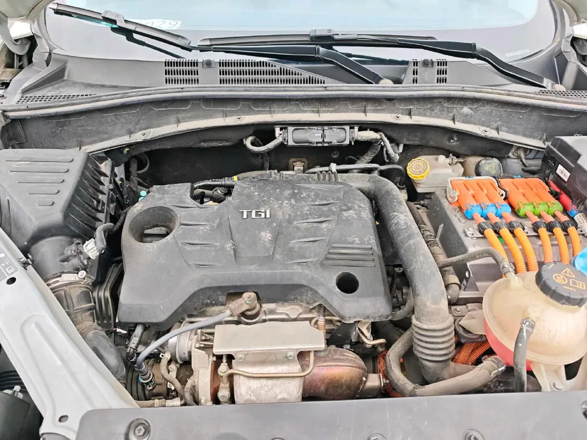 2018 Roewe RX5 1.5T 169HP L4 2AT PHEV 12KWH,autocango,china used car exporter,china ev exporter,chinese used car exporter,chinese used ev exporter