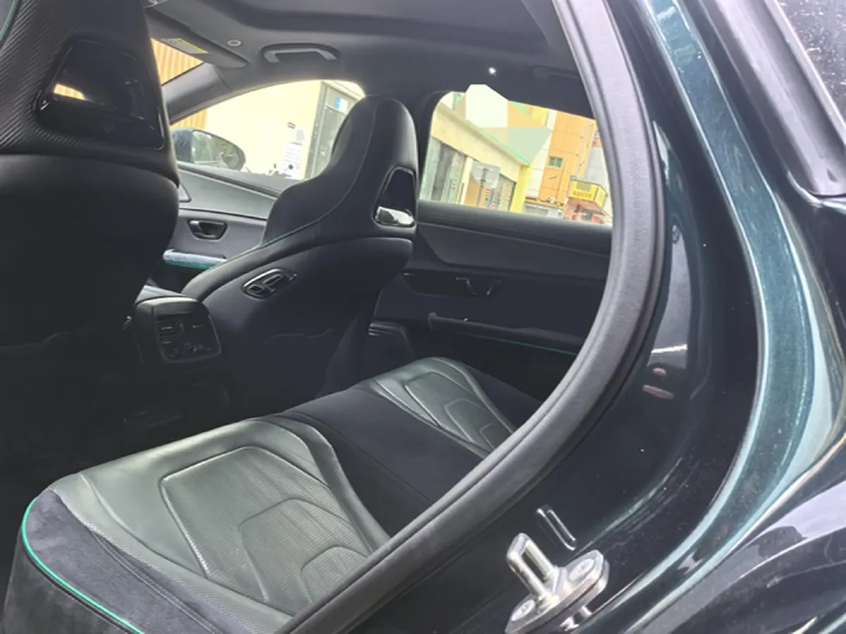 2022 Toyota Highlander 2.5L 192HP L4 E-CVT Hybrid,autocango,china used car exporter,china ev exporter,chinese used car exporter,chinese used ev exporter