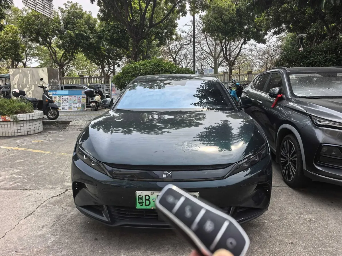 2022 Toyota Highlander 2.5L 192HP L4 E-CVT Hybrid,autocango,china used car exporter,china ev exporter,chinese used car exporter,chinese used ev exporter