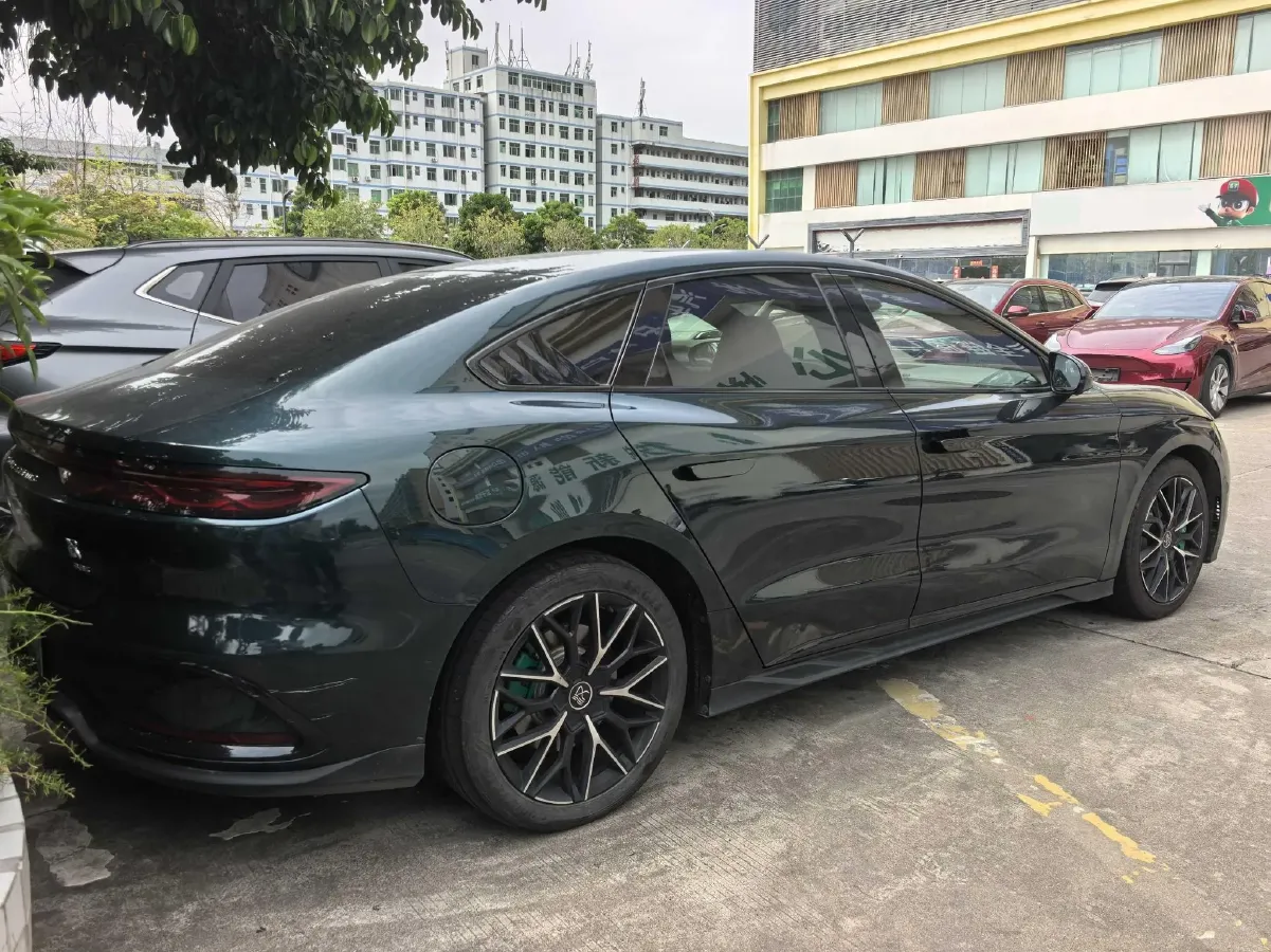 2022 Toyota Highlander 2.5L 192HP L4 E-CVT Hybrid,autocango,china used car exporter,china ev exporter,chinese used car exporter,chinese used ev exporter