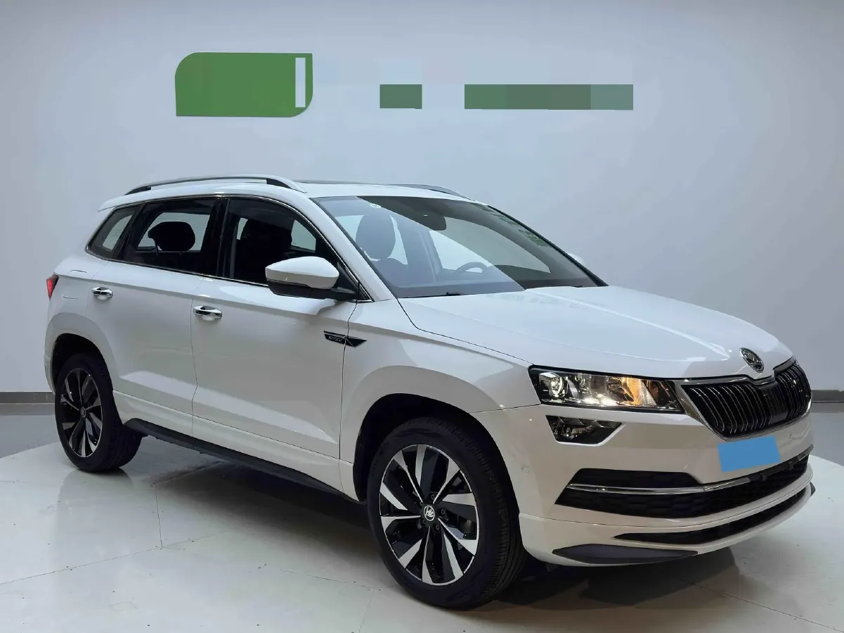 2021 Skoda Karoq 1.4T 150HP L4 7DCT,autocango,china used car exporter,china ev exporter,chinese used car exporter,chinese used ev exporter