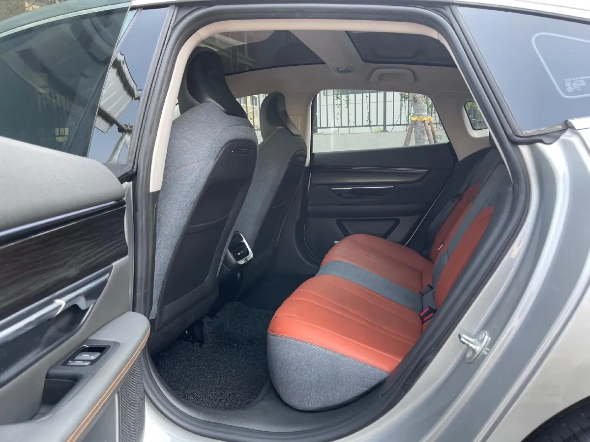 2021 Xpeng P7 BEV 60.2KWH,autocango,china used car exporter,china ev exporter,chinese used car exporter,chinese used ev exporter