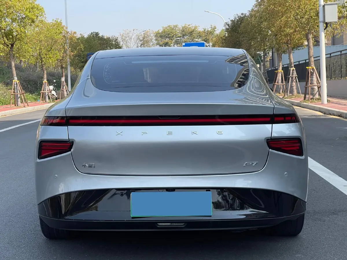 2021 Xpeng P7 BEV 60.2KWH,autocango,china used car exporter,china ev exporter,chinese used car exporter,chinese used ev exporter