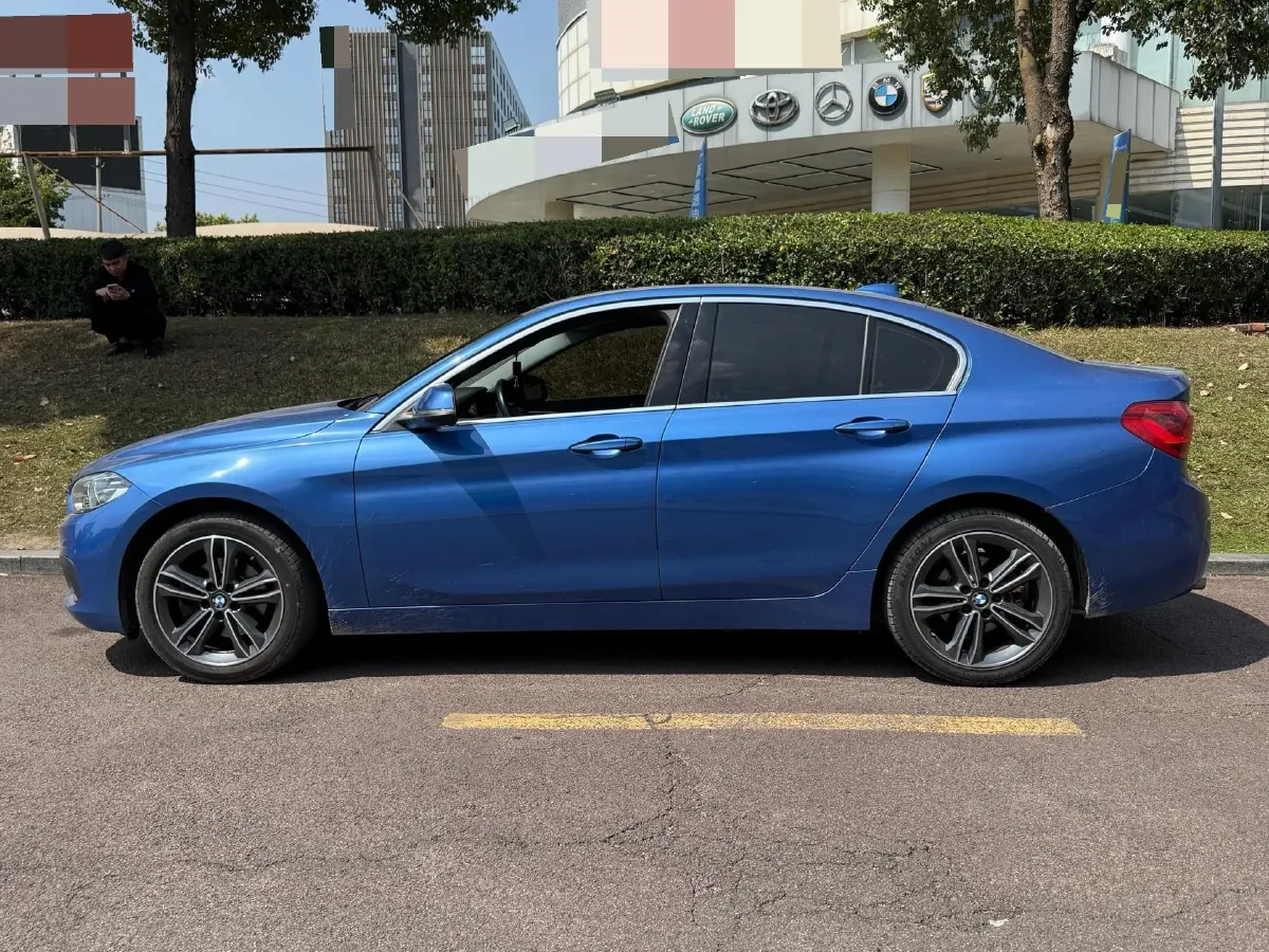 2020 BMW 1 Series 1.5T 140HP L3 7DCT,autocango,china used car exporter,china ev exporter,chinese used car exporter,chinese used ev exporter