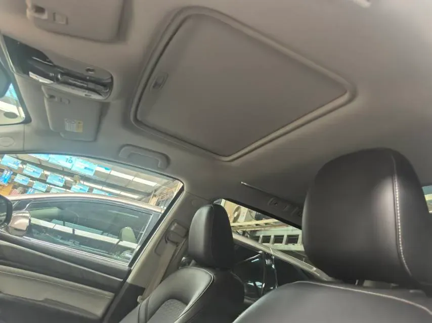 2021 GAC Trumpchi M8 2.0T 252HP L4 8AT,autocango,china used car exporter,china ev exporter,chinese used car exporter,chinese used ev exporter