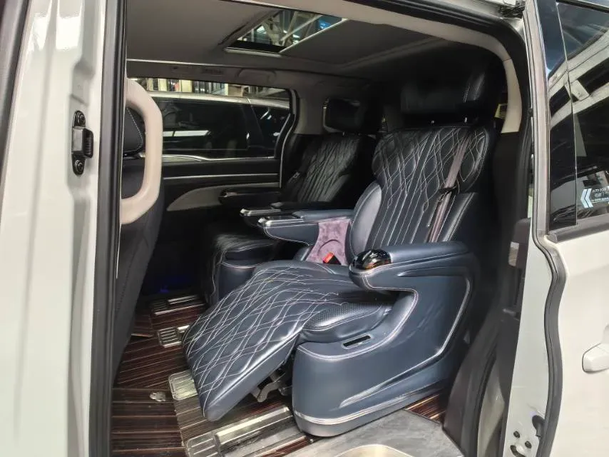 2021 GAC Trumpchi M8 2.0T 252HP L4 8AT,autocango,china used car exporter,china ev exporter,chinese used car exporter,chinese used ev exporter