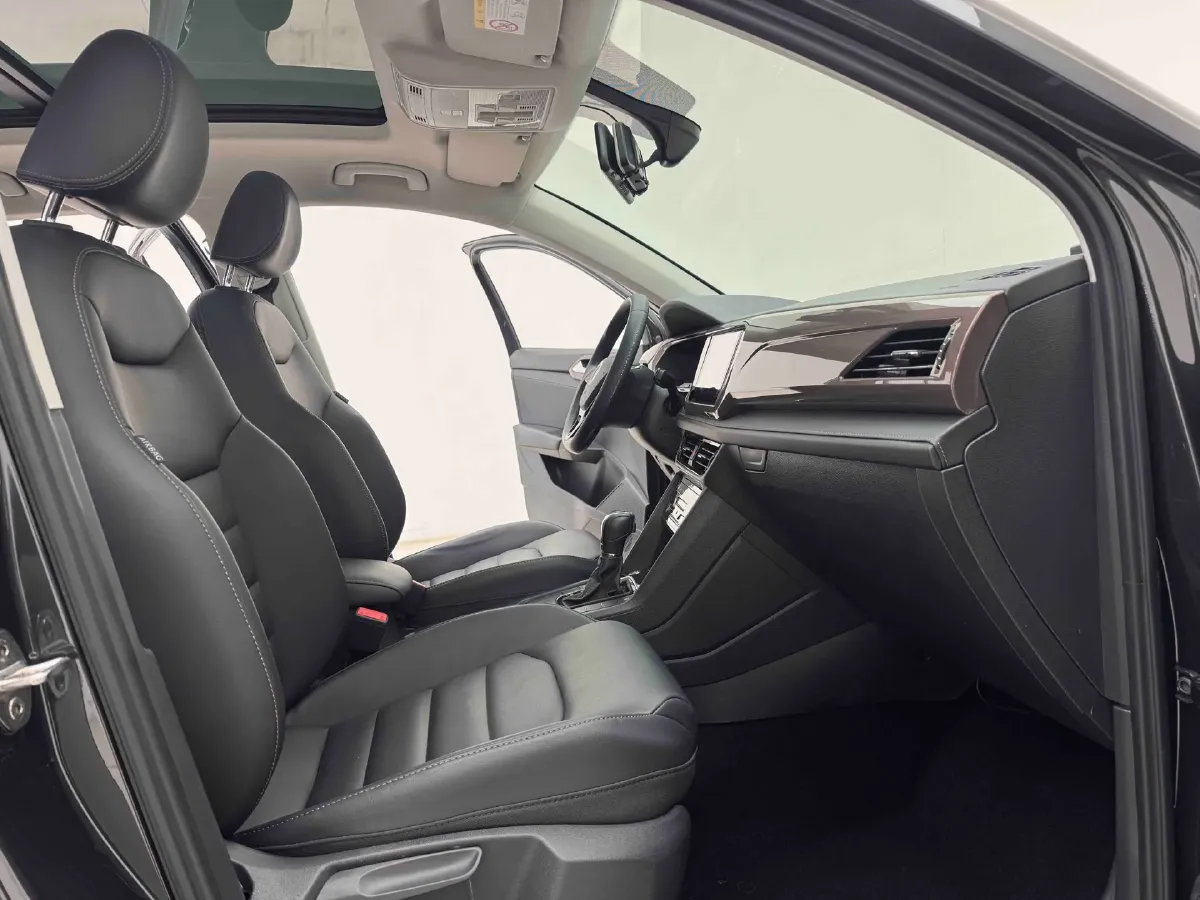 2022 Volkswagen Tharu 1.4T 150HP L4 7DCT,autocango,china used car exporter,china ev exporter,chinese used car exporter,chinese used ev exporter