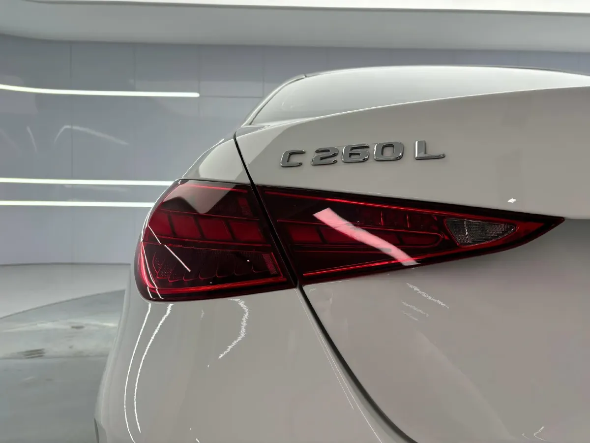 2024 Mercedes-Benz C Class 1.5T 204HP L4 9AT,autocango,china used car exporter,china ev exporter,chinese used car exporter,chinese used ev exporter